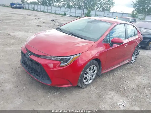 5YFBPMBE2MP155049 2021 TOYOTA COROLLA - Image 2