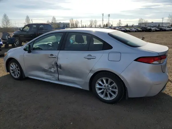 5YFBPMBE2NP290131 2022 TOYOTA COROLLA - Image 2
