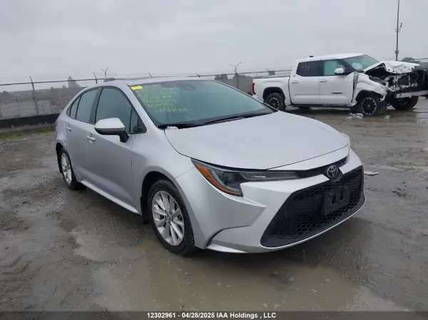 5YFBPMBE2NP298164 2022 TOYOTA COROLLA - Image 1