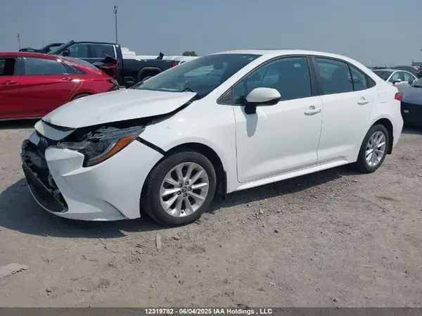 5YFBPMBE2NP342390 2022 TOYOTA COROLLA - Image 2