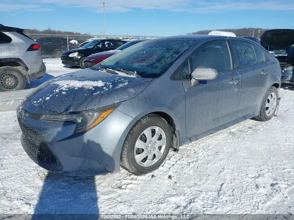 5YFBPMBE3MP147686 2021 TOYOTA COROLLA - Image 2
