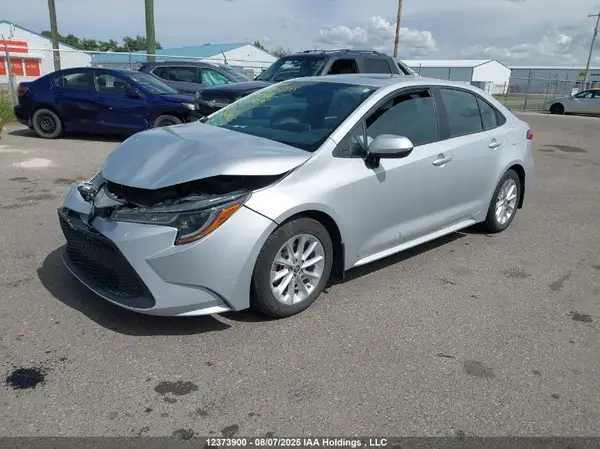 5YFBPMBE3MP236903 2021 TOYOTA COROLLA - Image 2