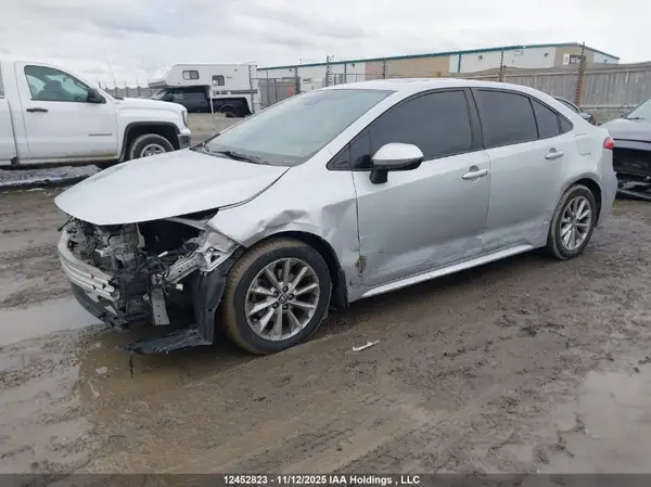 5YFBPMBE3MP239333 2021 TOYOTA COROLLA - Image 2