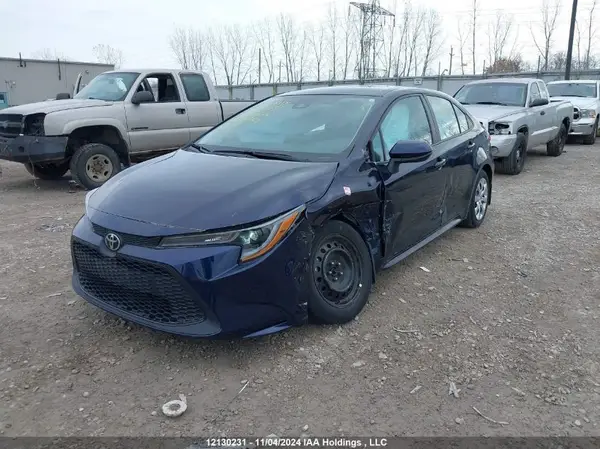 5YFBPMBE3MP243320 2021 TOYOTA COROLLA - Image 2