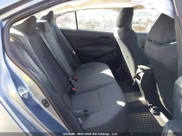 5YFBPMBE3NP271927 2022 TOYOTA COROLLA - Image 8