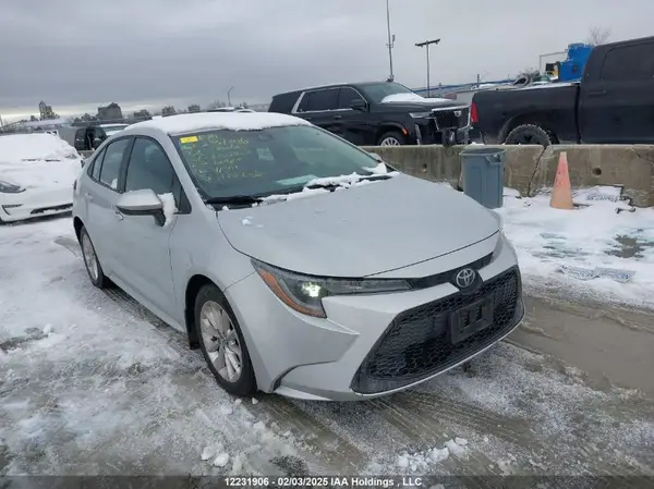 5YFBPMBE3NP288727 2022 TOYOTA COROLLA - Image 1