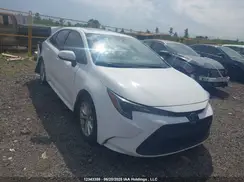 5YFBPMBE3NP290557 2022 TOYOTA COROLLA