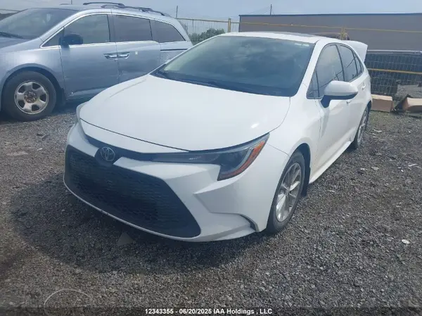 5YFBPMBE3NP290557 2022 TOYOTA COROLLA - Image 2