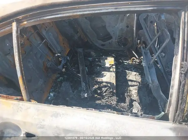 5YFBPMBE3NP315702 2022 TOYOTA COROLLA - Image 8