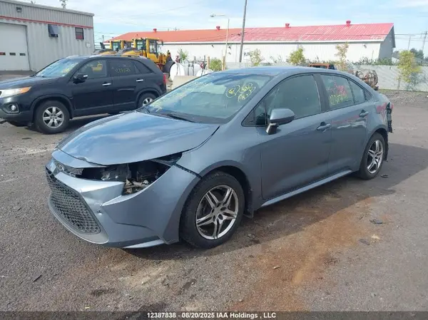 5YFBPMBE4MP152573 2021 TOYOTA COROLLA - Image 2