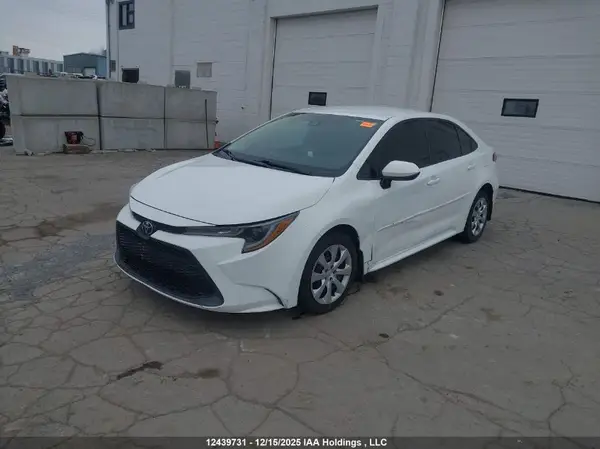 5YFBPMBE4MP154646 2021 TOYOTA COROLLA - Image 2
