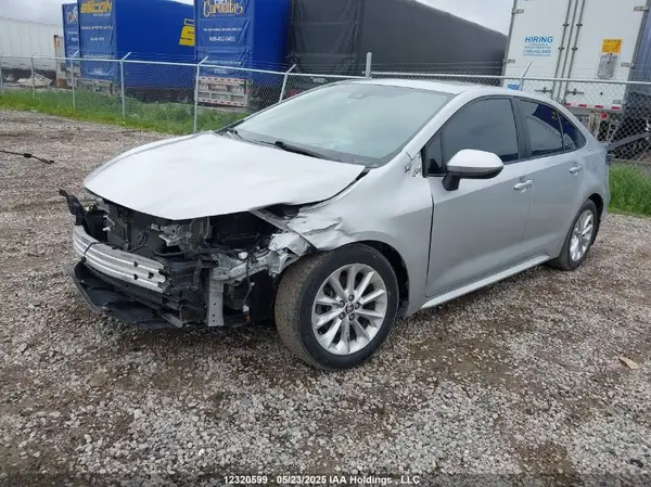 5YFBPMBE4MP155697 2021 TOYOTA COROLLA - Image 2