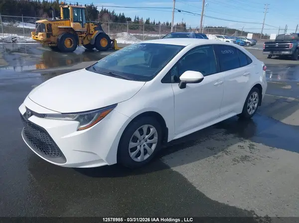 5YFBPMBE4MP245870 2021 TOYOTA COROLLA - Image 2
