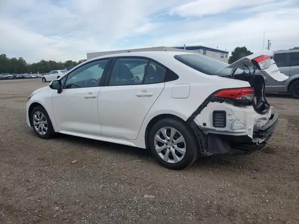 5YFBPMBE4NP284962 2022 TOYOTA COROLLA - Image 2