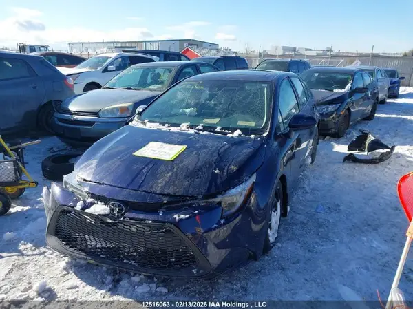 5YFBPMBE4NP302019 2022 TOYOTA COROLLA - Image 2