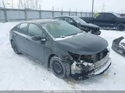 5YFBPMBE4NP350426 2022 TOYOTA COROLLA