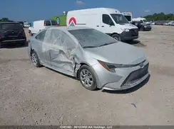 5YFBPMBE4NP352614 2022 TOYOTA COROLLA