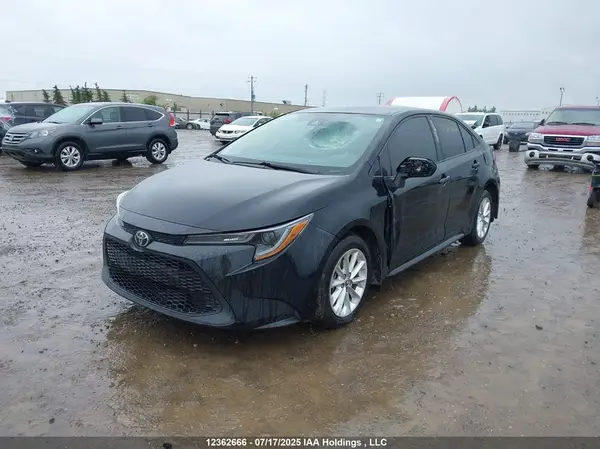 5YFBPMBE5NP345073 2022 TOYOTA COROLLA - Image 2