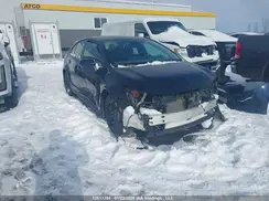 5YFBPMBE5NP347051 2022 TOYOTA COROLLA