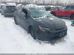 5YFBPMBE5NP354615 2022 TOYOTA COROLLA