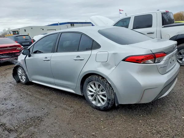 5YFBPMBE5NP354971 2022 TOYOTA COROLLA - Image 2
