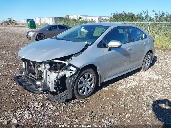 5YFBPMBE5NP355554 2022 TOYOTA COROLLA - Image 2