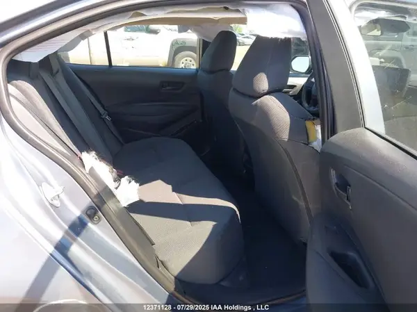 5YFBPMBE5NP370748 2022 TOYOTA COROLLA - Image 8