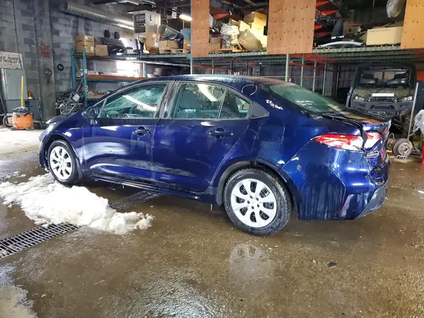5YFBPMBE5NP371947 2022 TOYOTA COROLLA - Image 2