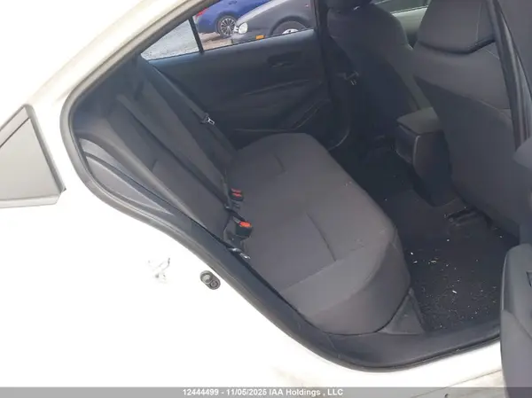 5YFBPMBE5NP389381 2022 TOYOTA COROLLA - Image 8