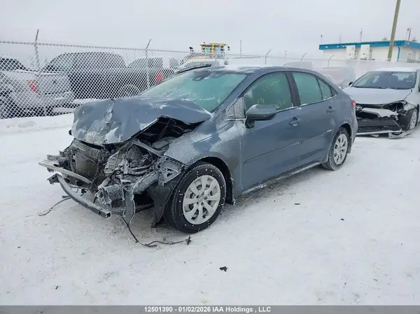 5YFBPMBE6MP212031 2021 TOYOTA COROLLA - Image 2