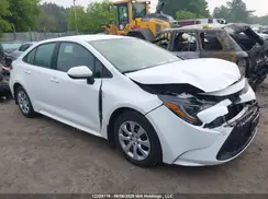 5YFBPMBE6MP217343 2021 TOYOTA COROLLA