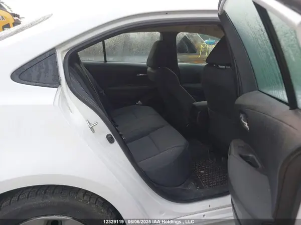 5YFBPMBE6MP217343 2021 TOYOTA COROLLA - Image 8