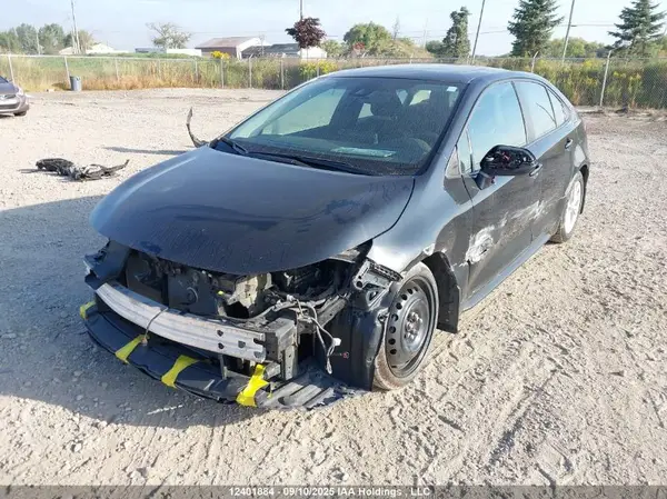 5YFBPMBE6MP250911 2021 TOYOTA COROLLA - Image 2