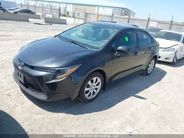 5YFBPMBE6NP279861 2022 TOYOTA COROLLA - Image 2