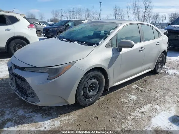 5YFBPMBE6NP283781 2022 TOYOTA COROLLA - Image 2
