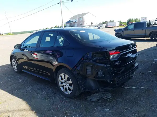 5YFBPMBE6NP381273 2022 TOYOTA COROLLA - Image 2
