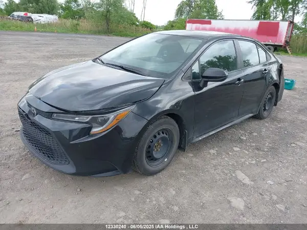 5YFBPMBE7MP155340 2021 TOYOTA COROLLA - Image 2
