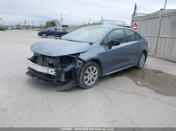 5YFBPMBE7MP211163 2021 TOYOTA COROLLA - Image 2