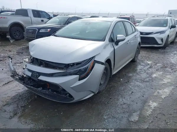5YFBPMBE7NP272661 2022 TOYOTA COROLLA - Image 2