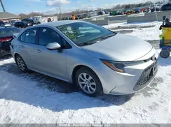 5YFBPMBE7NP279450 2022 TOYOTA COROLLA