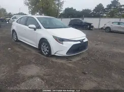 5YFBPMBE7NP303147 2022 TOYOTA COROLLA