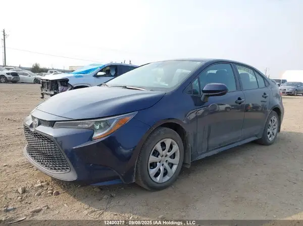 5YFBPMBE7NP309465 2022 TOYOTA COROLLA - Image 2
