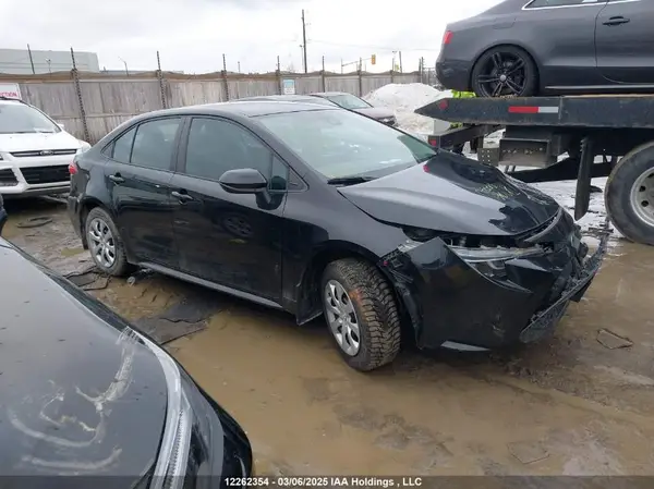 5YFBPMBE7NP317761 2022 TOYOTA COROLLA - Image 1