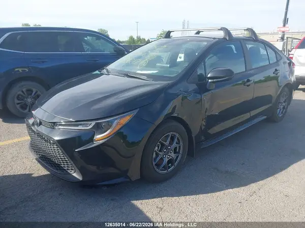 5YFBPMBE7NP326282 2022 TOYOTA COROLLA - Image 2