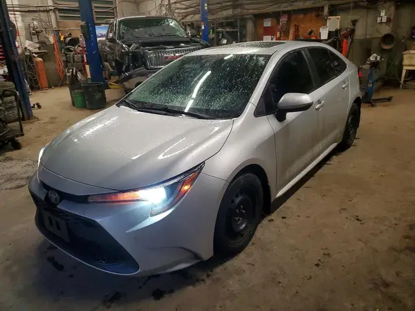 5YFBPMBE7NP334673 2022 TOYOTA COROLLA - Image 1