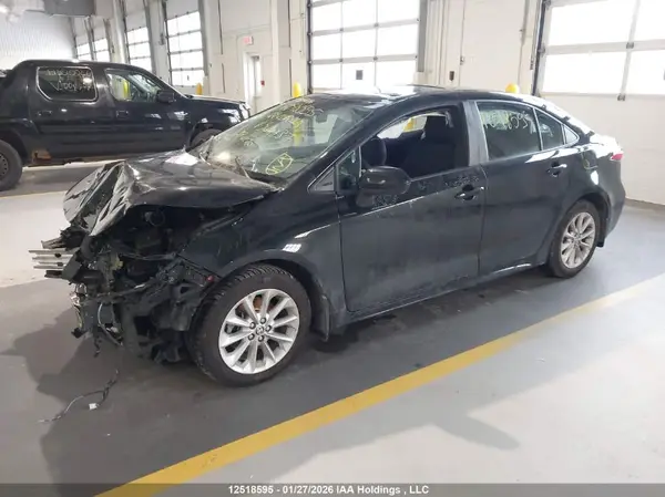 5YFBPMBE7NP364837 2022 TOYOTA COROLLA - Image 2