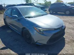 5YFBPMBE8MP197855 2021 TOYOTA COROLLA