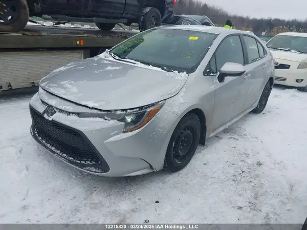 5YFBPMBE8MP227887 2021 TOYOTA COROLLA - Image 2