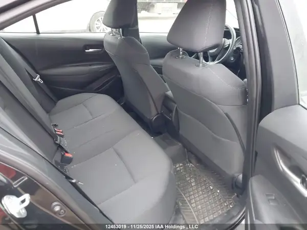 5YFBPMBE8MP244365 2021 TOYOTA COROLLA - Image 8