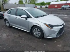 5YFBPMBE8MP259321 2021 TOYOTA COROLLA